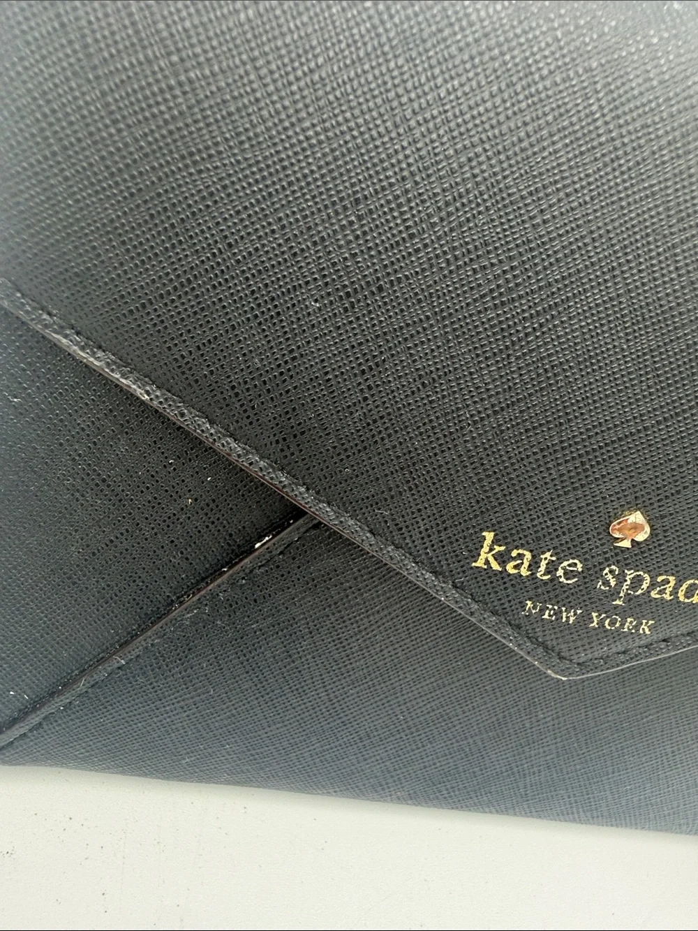 Kate Spade Cedar Street Monday Envelope Crossbody Bag saffiano leather READ
